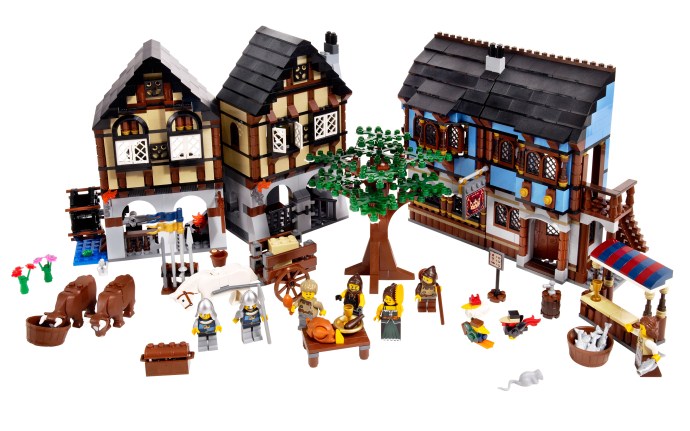 LEGO® Medieval Market Village 10193