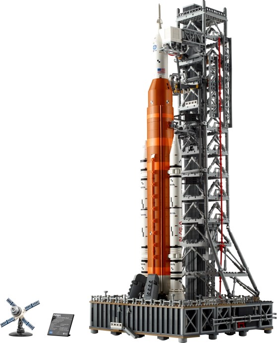 LEGO® NASA Artemis Space Launch System 10341