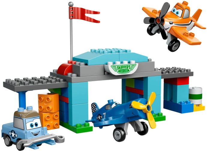 LEGO® Skipper's Flight School 10511