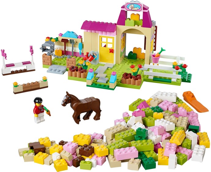 LEGO® Pony Farm 10674