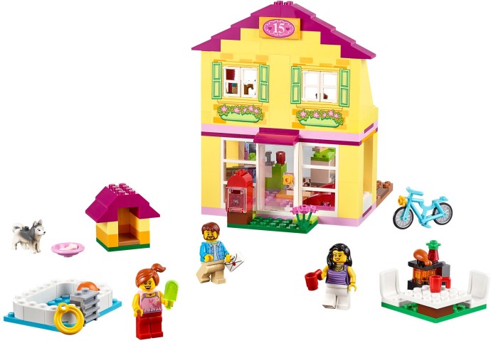 LEGO® Family House 10686