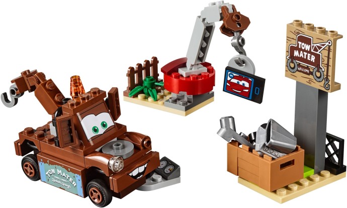 LEGO® Mater's Junkyard 10733