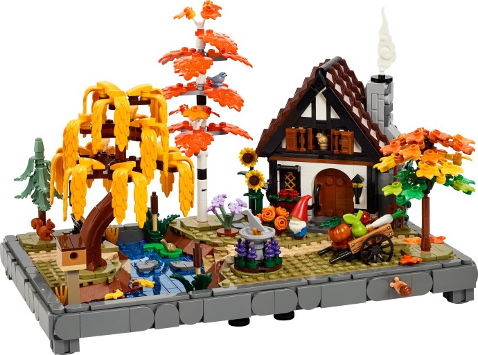 LEGO® Autumn Cottage Garden 11372