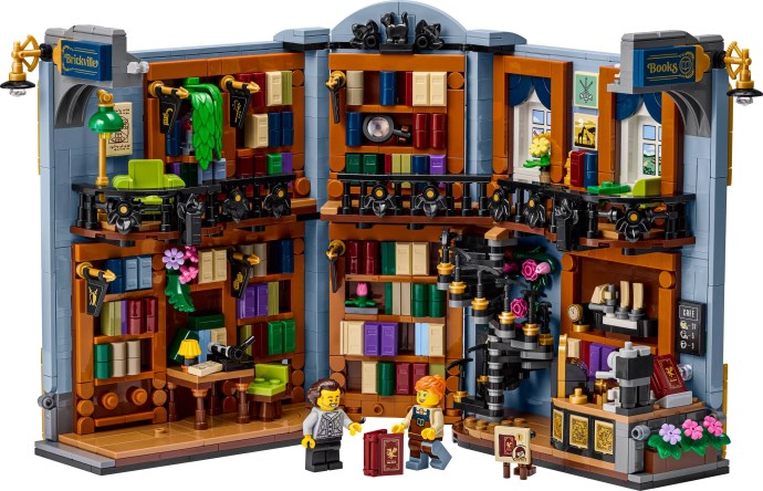 LEGO® Bookstore: Book Nook 11379