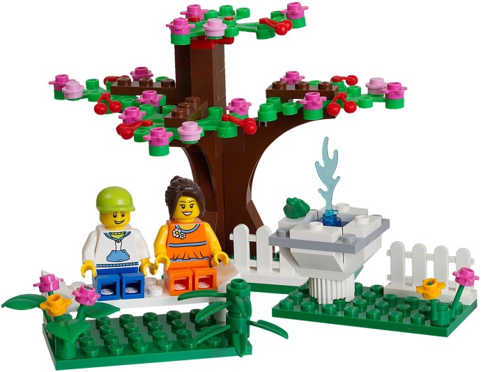 LEGO® Springtime Scene 40052