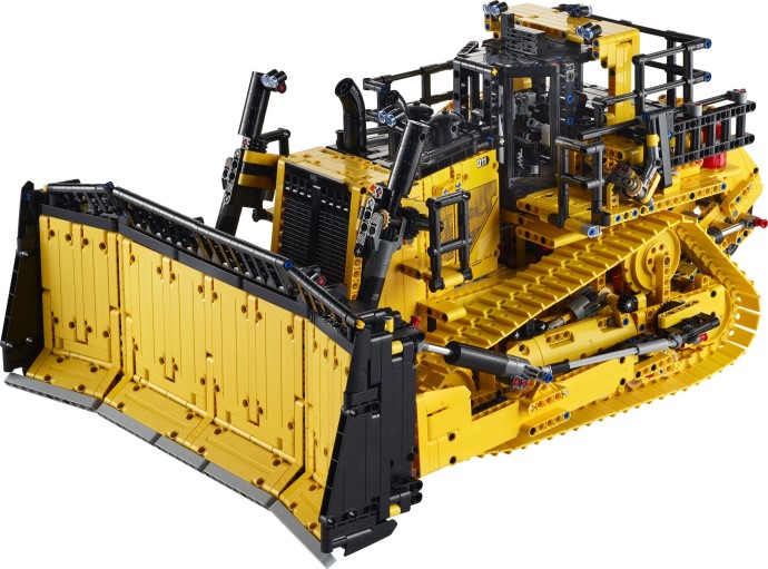 LEGO® Cat D11 Bulldozer 42131