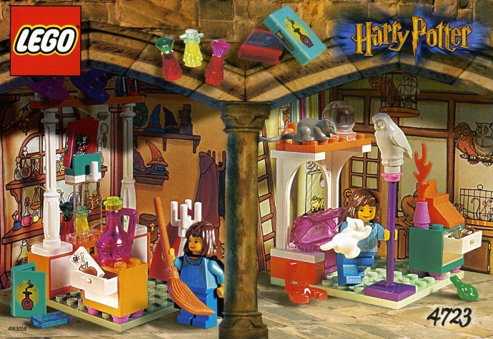 LEGO® Diagon Alley Shops 4723