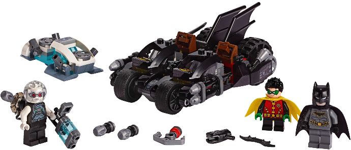 LEGO® Mr. Freeze Batcycle Battle 76118