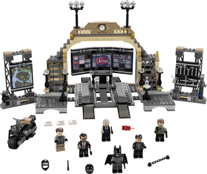 LEGO® Batcave: The Riddler Face-off 76183