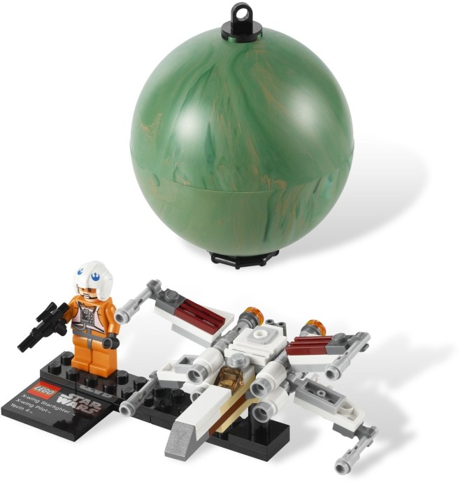 LEGO® X-wing Starfighter & Yavin 4 9677